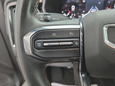 Used 2024 GMC Canyon AT4 w/ Technology Package image 12