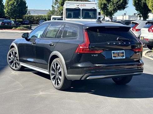 New 2026 Volvo V60 B5 Cross Country Ultra w/ Climate Package image 5