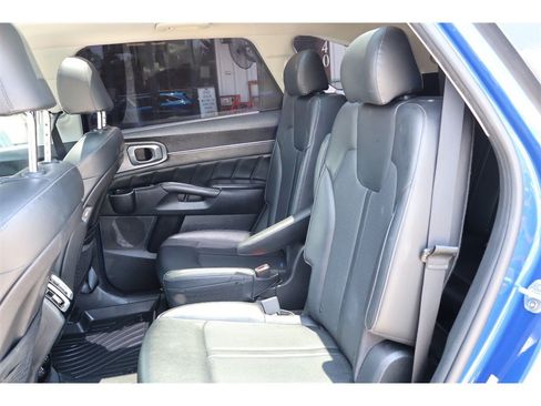 Used 2021 Kia Sorento SX AWD/4WD image 17