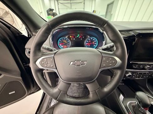 Certified 2024 Chevrolet Traverse RS image 11