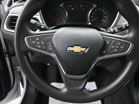 Used 2022 Chevrolet Equinox LS w/ LS Convenience Package AWD/4WD image 10