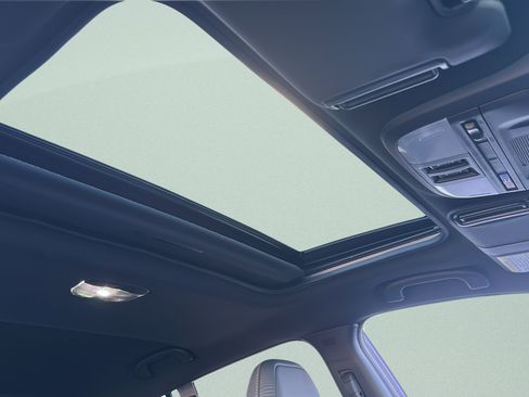 Used 2024 Subaru Crosstrek 2.5i Wilderness w/ Crosstrek Mirror Package image 50