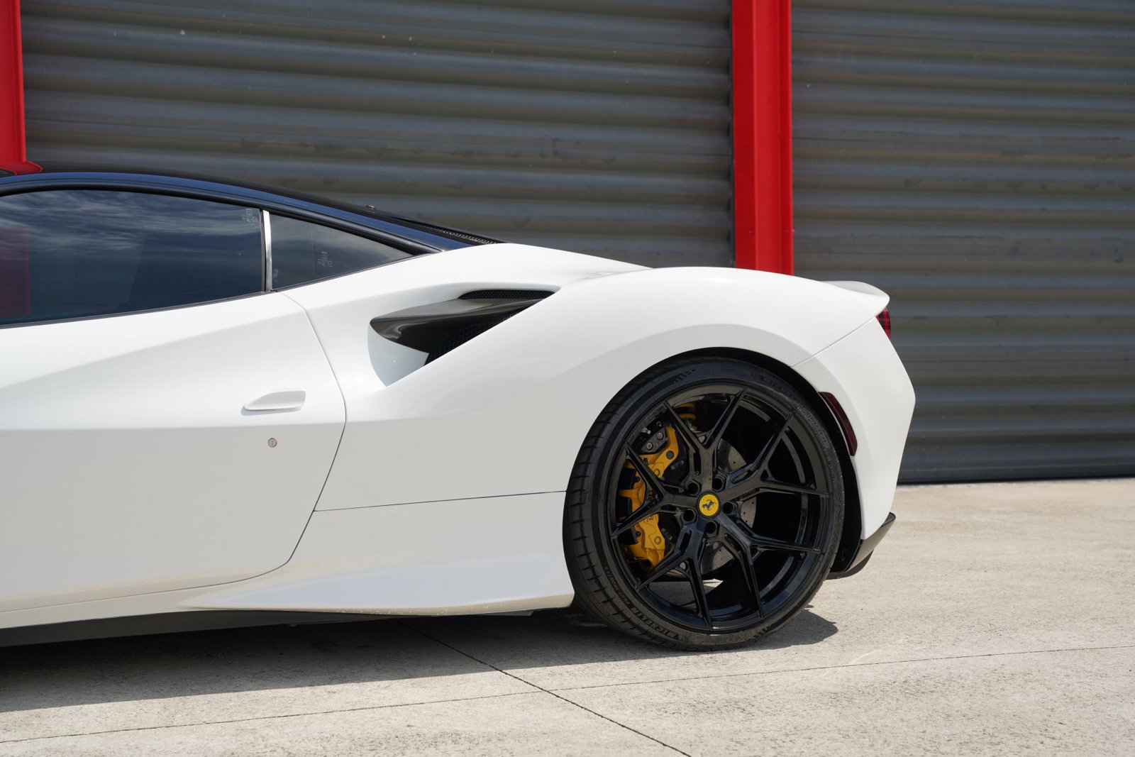 Used 2020 Ferrari F8 Tributo RWD image 38