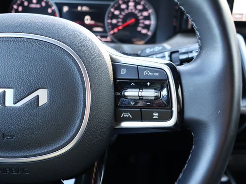 Used 2023 Kia Sorento X-Line EX image 40