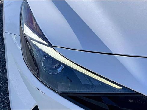 Used 2023 Hyundai Elantra SEL image 26