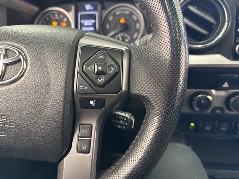 Certified 2021 Toyota Tacoma Limited image 20