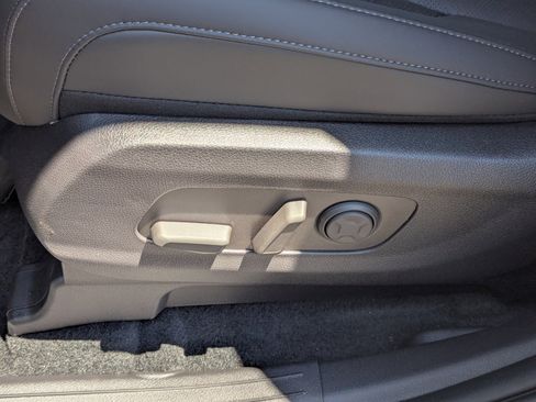 New 2026 Kia Carnival SX w/ SX Dark Edition Package image 21