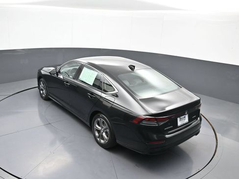 Used 2023 Honda Accord EX-L image 39