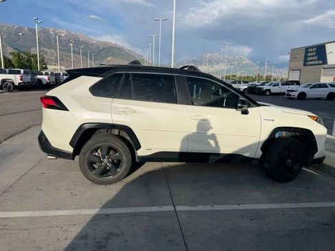 Used 2019 Toyota RAV4 XSE AWD/4WD image 8