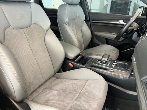 Used 2018 Audi SQ5 Premium Plus w/ Navigation Package AWD/4WD image 14