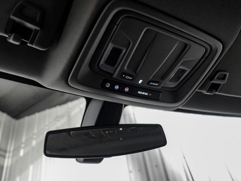 Used 2021 Chevrolet Silverado 1500 Custom image 21