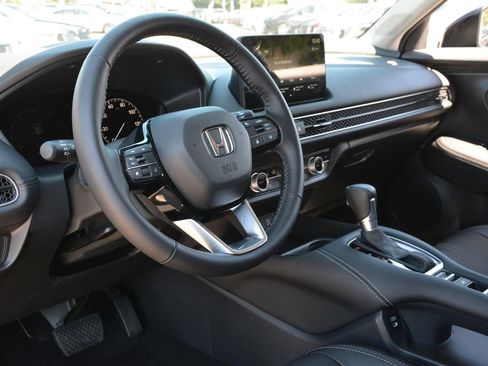 Used 2026 Honda HR-V EX-L image 11