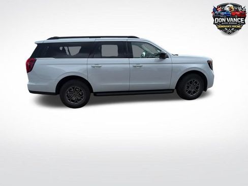 Used 2025 Ford Expedition Max Active AWD/4WD image 6
