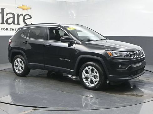 Used 2024 Jeep Compass Latitude AWD/4WD image 6