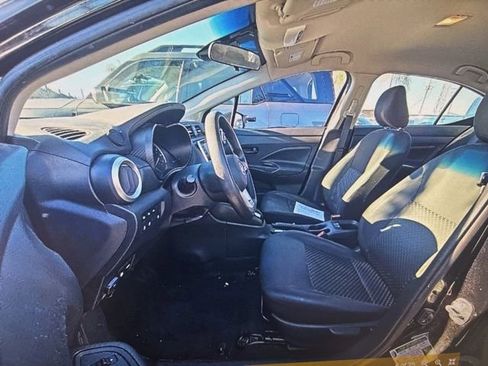 Used 2020 Nissan Versa S image 6