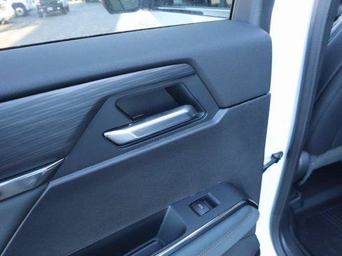 New 2026 GMC Acadia AT4 w/ Luxury Package image 12