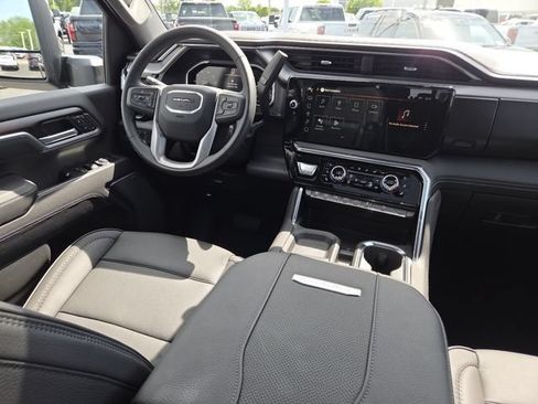 New 2026 GMC Sierra 2500 Denali w/ Denali Reserve Package AWD/4WD image 30