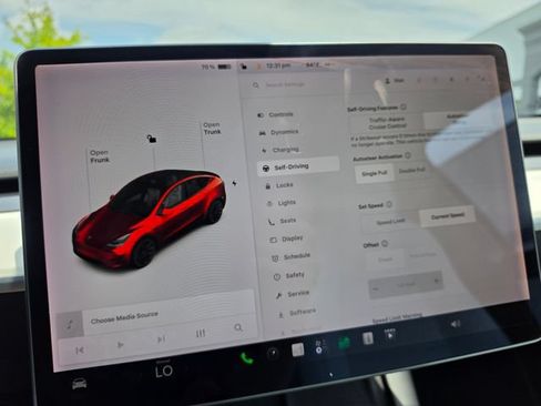 Used 2022 Tesla Model Y Long Range AWD/4WD image 48
