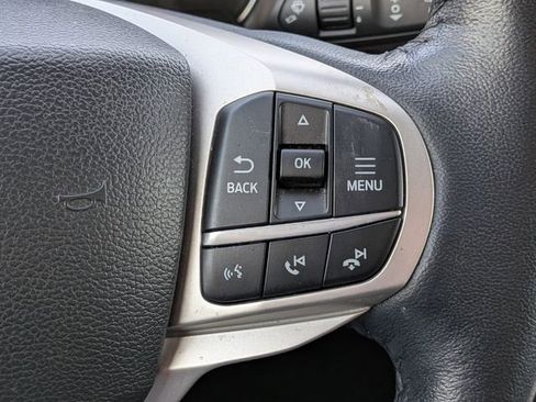 Used 2022 Ford Explorer XLT w/ Equipment Group 202A RWD image 28