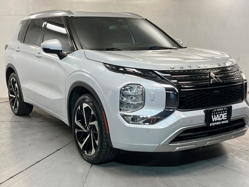 Used 2022 Mitsubishi Outlander SEL AWD/4WD image 7