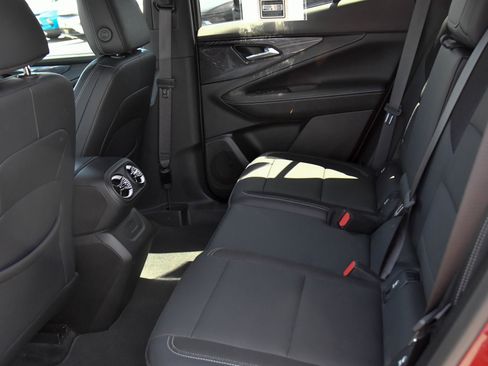 Used 2024 Chevrolet Blazer EV LT AWD/4WD image 42