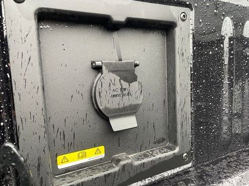 New 2025 Ford F150 Lariat w/ Equipment Group 501A Mid image 18