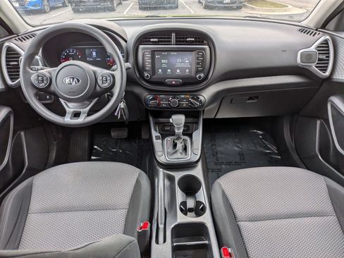 Used 2020 Kia Soul LX FWD image 27