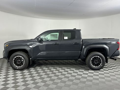 New 2025 Toyota Tacoma TRD Off-Road image 7