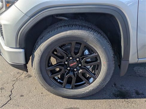 New 2026 GMC Sierra 1500 Elevation image 10