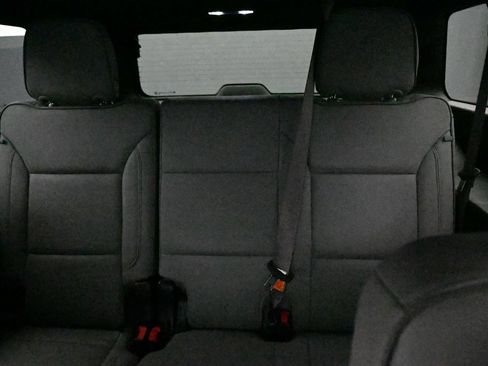 Used 2023 GMC Yukon XL SLT AWD/4WD image 25