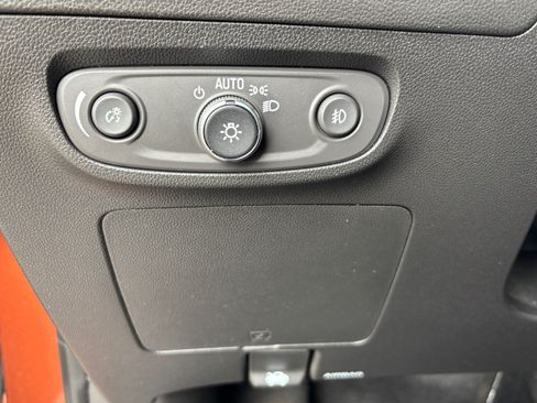 Used 2021 Buick Encore GX Select w/ Advanced Technology Package AWD/4WD image 26
