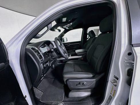 Used 2025 RAM 1500 Big Horn AWD/4WD image 13