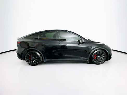 Used 2022 Tesla Model Y Performance AWD/4WD image 10