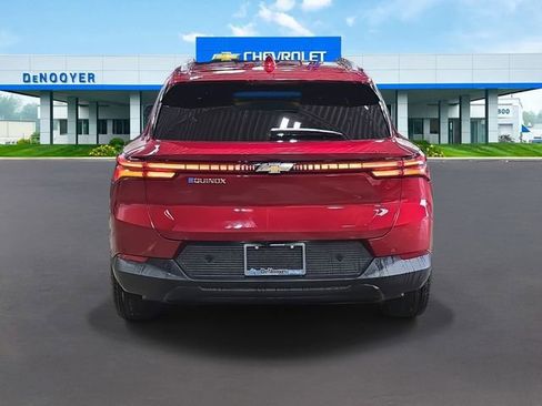 New 2026 Chevrolet Equinox EV LT image 7