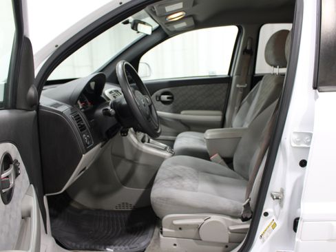 Used 2006 Chevrolet Equinox LT FWD image 3