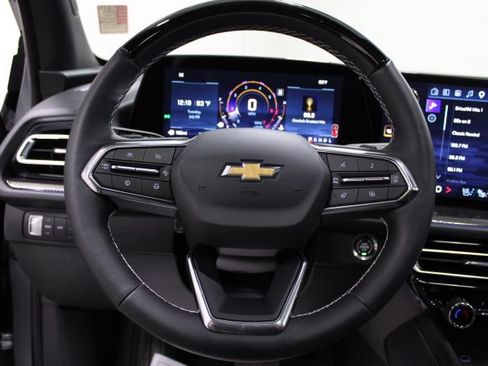 Used 2026 Chevrolet Traverse High Country w/ LPO, Floor Liner Package AWD/4WD image 38