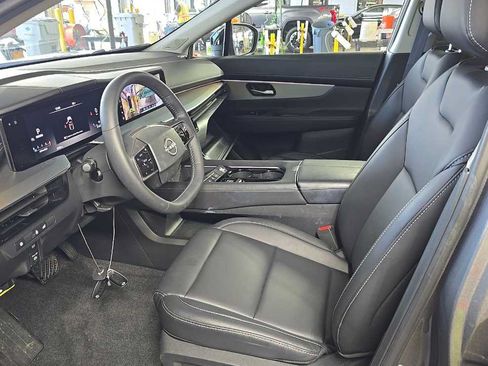Used 2025 Nissan Murano SL AWD/4WD image 8