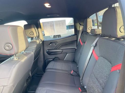 Used 2023 Chevrolet Colorado Z71 w/ Z71 Convenience Package 2 image 11