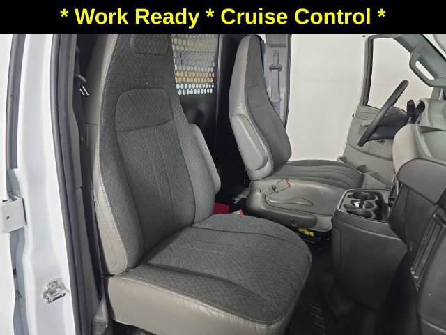 Used 2025 GMC Savana 2500 w/ Driver Convenience Package RWD image 25