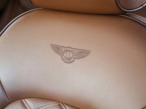 Used 2014 Bentley Mulsanne image 29