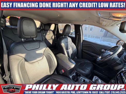 Used 2019 Jeep Cherokee Limited image 15