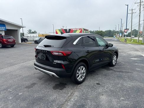 Used 2023 Ford Escape Active w/ Tech Pack #1 AWD/4WD image 5