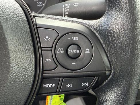 Certified 2024 Toyota Corolla Cross L FWD image 21