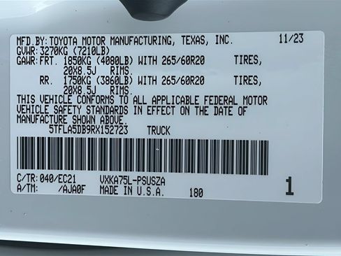 Used 2024 Toyota Tundra SR5 w/ SR5 Premium Package AWD/4WD image 24