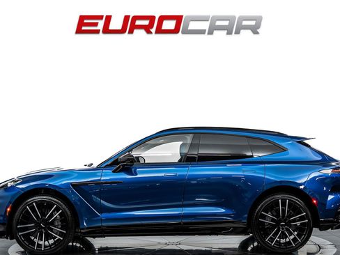 Used 2023 Aston Martin DBX 707 AWD/4WD image 2