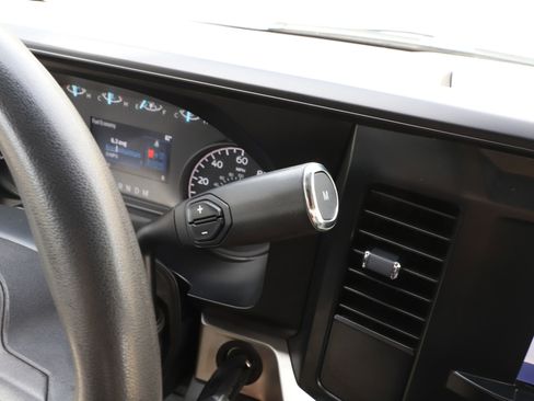 Used 2023 Ford F250 XLT AWD/4WD image 24