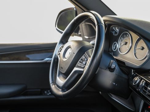 Used 2018 BMW X5 sDrive35i image 13