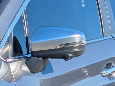 Used 2023 Subaru Ascent Touring image 11