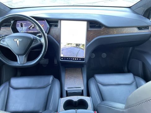 Used 2020 Tesla Model X Long Range AWD/4WD image 31