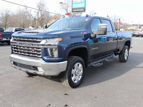 Used 2020 Chevrolet Silverado 3500 LTZ image 32
